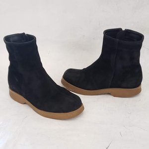 ❄🍁 Suede Zip up Winter Boots Size 7 🍁❄